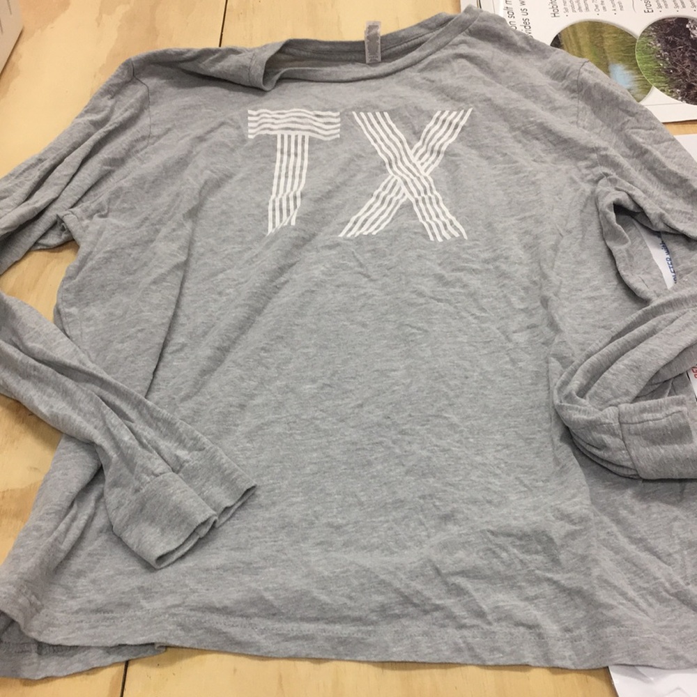 EUC Texas drinking beer raising hell tee